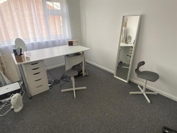11 Coleridge Walk, Daventry