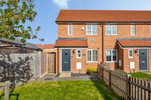 19, Field Lane, Gravesend DA11 7FY