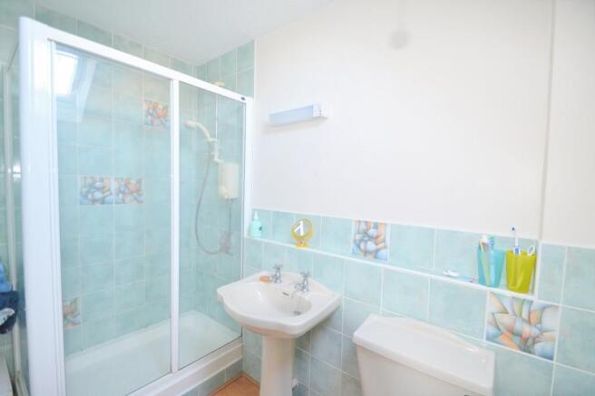 En-Suite 2