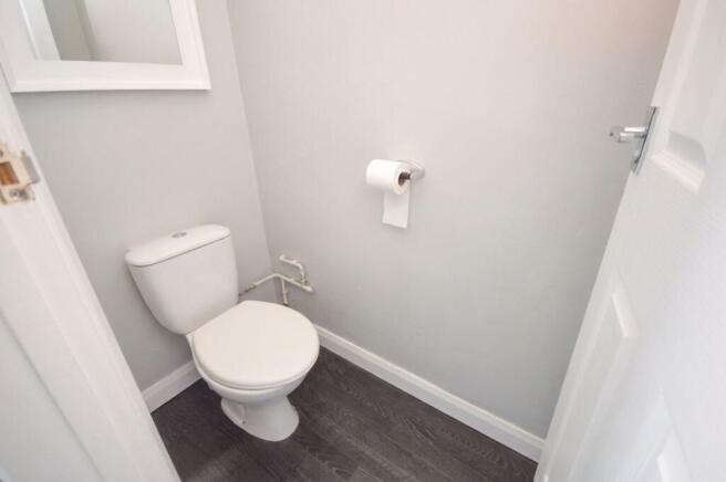 2 bed Semi-Detached for sale Image 10