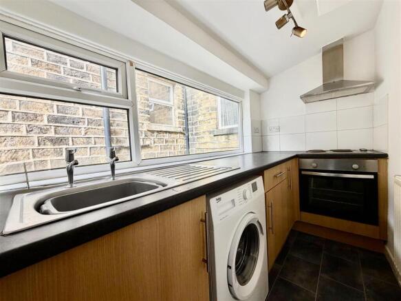 2 bed Terraced for sale Image 4