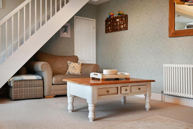 4 bed Semi-Detached for sale Image 8