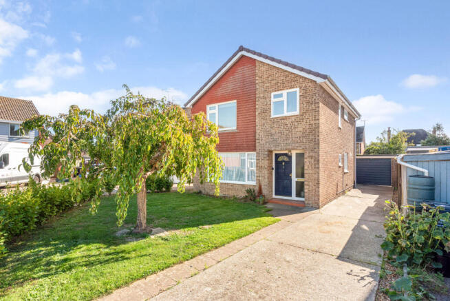 4-bed detached on 31, Poulner Close, Felpham, Bognor Regis, West Sussex, £440,000
