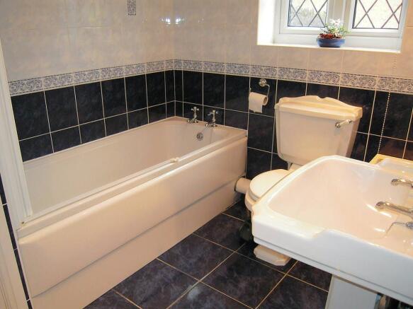 Photo 6