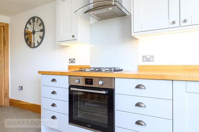 3 bed Semi-Detached for sale Image 11