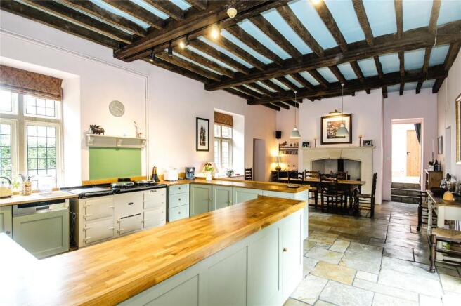 Kitchen/Breakfast Rm
