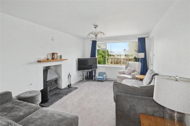 4 bed Detached for sale Image 5