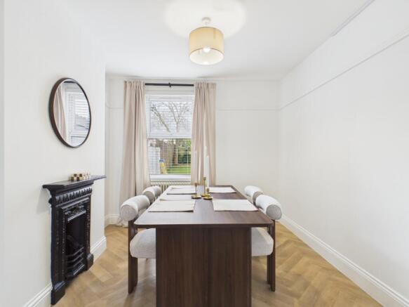 CAM01740G0-PR0531-STILL005