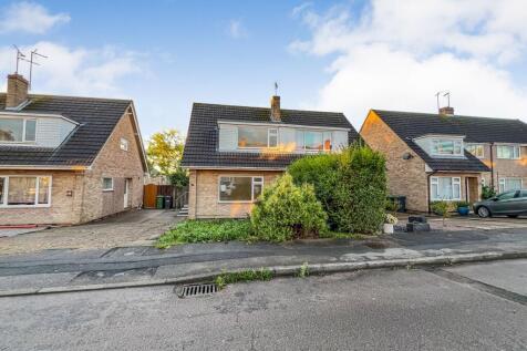 17 Badger Close Yaxley Peterborough PE7 3JU