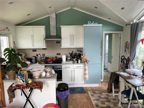 Woodnesborough Road, Sandwich, Kent, CT13 photo 4