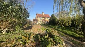 2, New House Cottages, Newhaven Road, Beddingham BN8 6JX