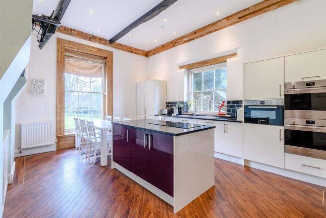 Kitchen/Breakfast Room