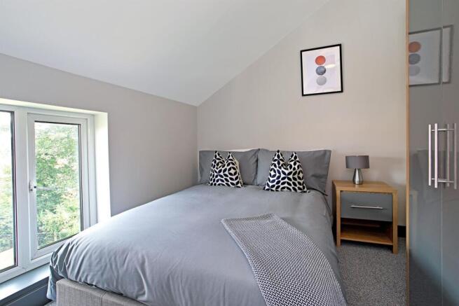 4 bed Terraced for sale Image 5