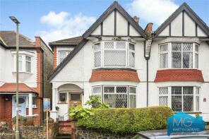 19, Chandos Road, East Finchley, London N2 9AR