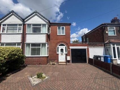 Audley Avenue, Stretford, M32