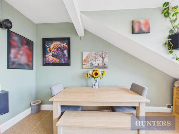 2 bed Flat for sale Image 5