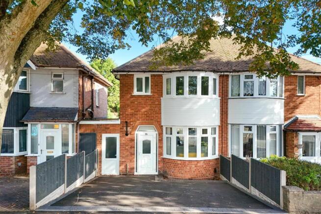 3-bed semi-detached on Benedon Road, Sheldon, Birmingham, £260,000