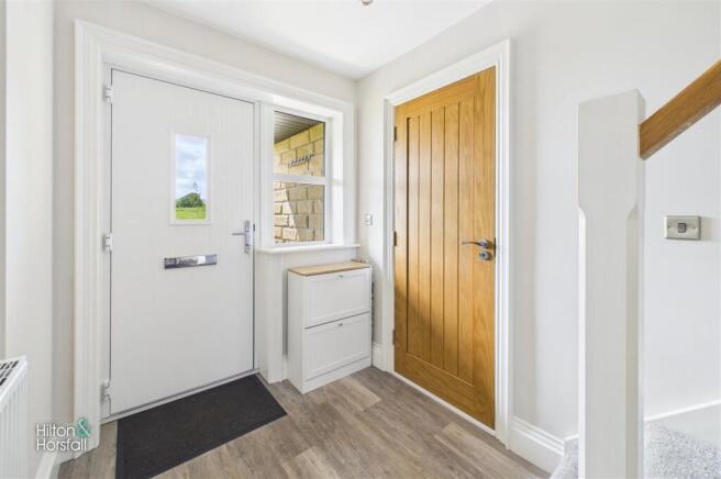 4 bed Detached for sale Image 12