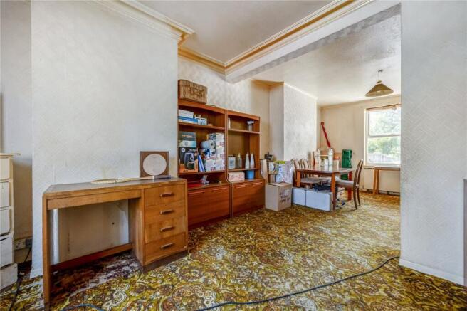 Sitting/ Dining Room