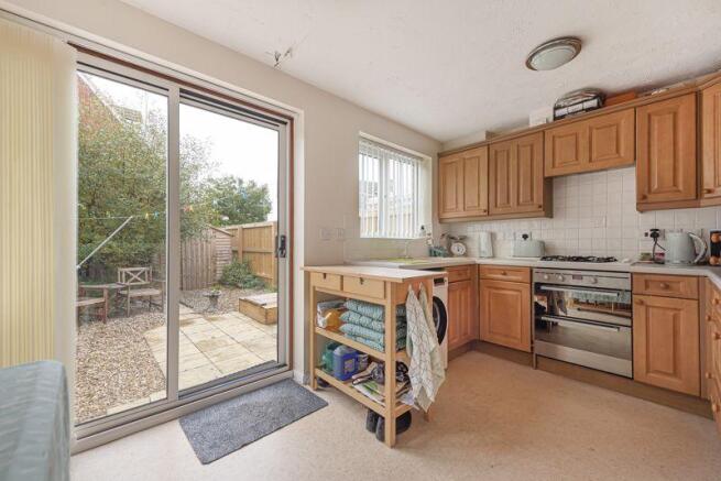 Kitchen/dining...