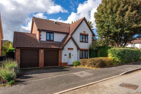 St Johns Drive, Stone, Aylesbury, Buckinghamshire, HP17