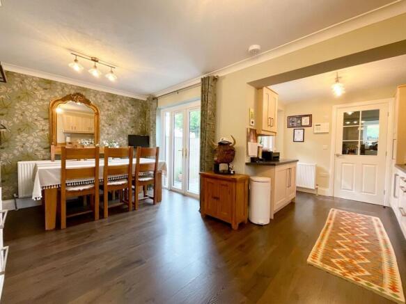 3 bed Detached for sale Image 11
