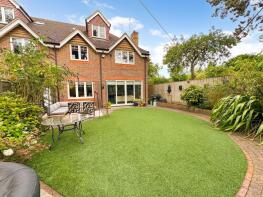 2, Peacock Close, Beaconsfield HP9 2FG