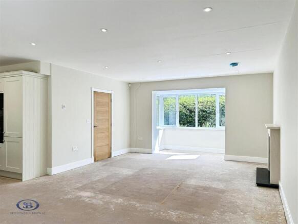 LoungeDining 1.jpg