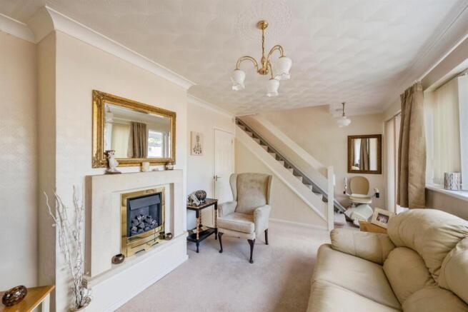 2 bed Semi-Detached for sale Image 5