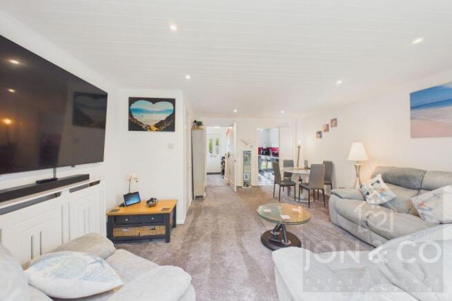 The Roundel | Overstone Park | NN6 photo 4