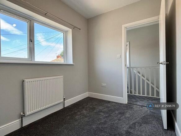 3 bed Terraced to rent Image 10