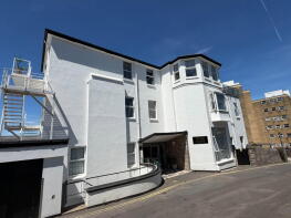 Flat 9, 7 Vane Cliff, Vane Hill Road, Wellswood, Torquay TQ1 2BZ