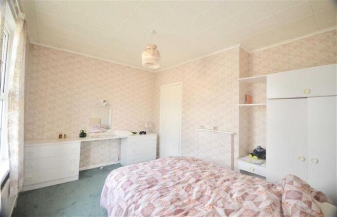Bedroom 1:
