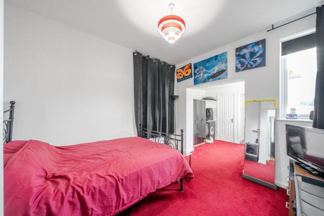 1 bed Flat for sale Image 11