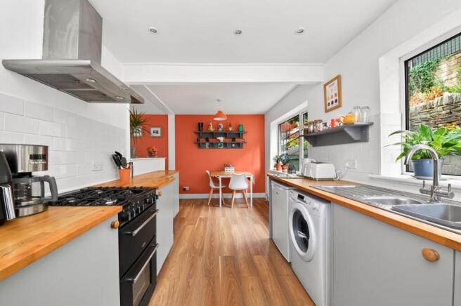 OPEN PLAN DINING KITCHEN