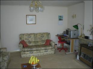 LOUNGE PT 2