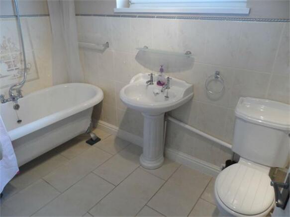 Photo 10