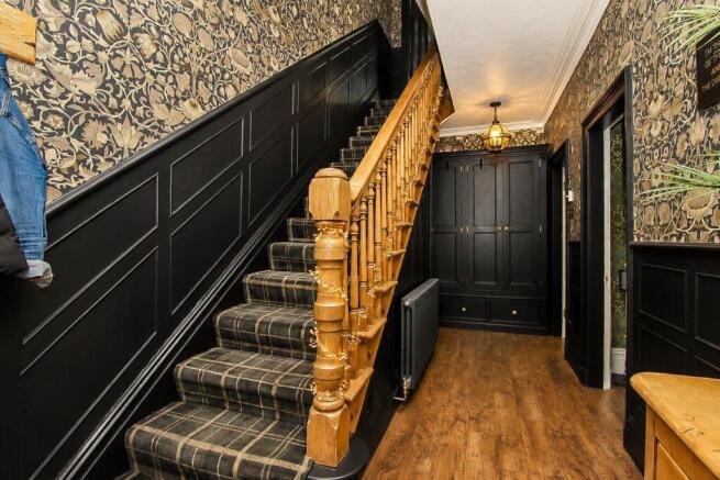 3 bed Terraced for sale Image 11