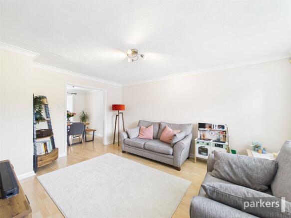 Colemans Moor Road, Woodley, Reading, Berkshire, RG5 photo 4