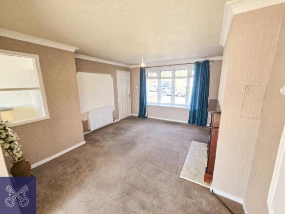 3 bed Terraced to rent Image 5