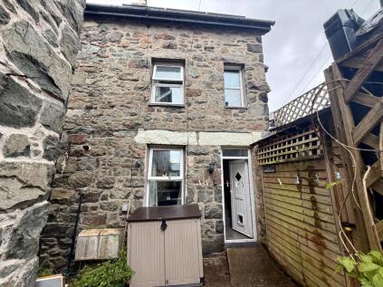 1 Wnion Square, Dolgellau, LL40 1BE