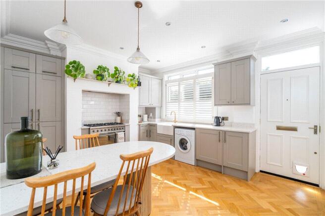 2 bed Terraced for sale Image 5
