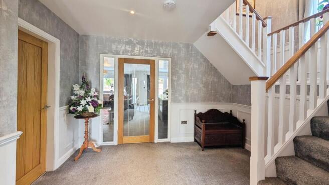 4 bed Mews for sale Image 4