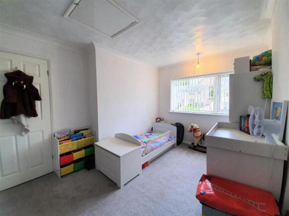36 Lanercost Way 2nd bedroom.jpg