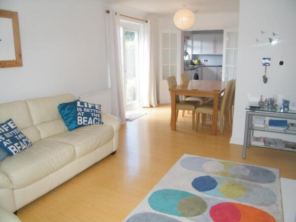 Lounge/Dining Room