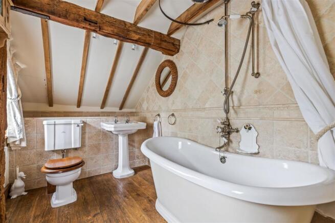 Bathroom.jpg