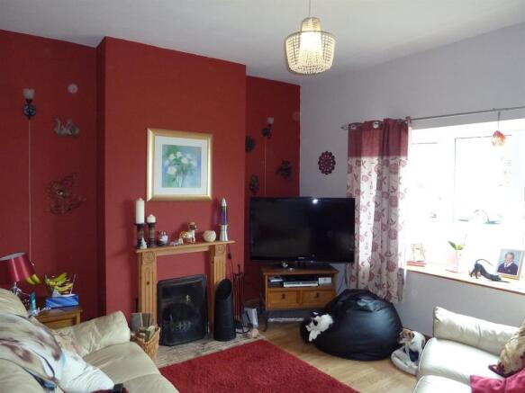 SITTING ROOM