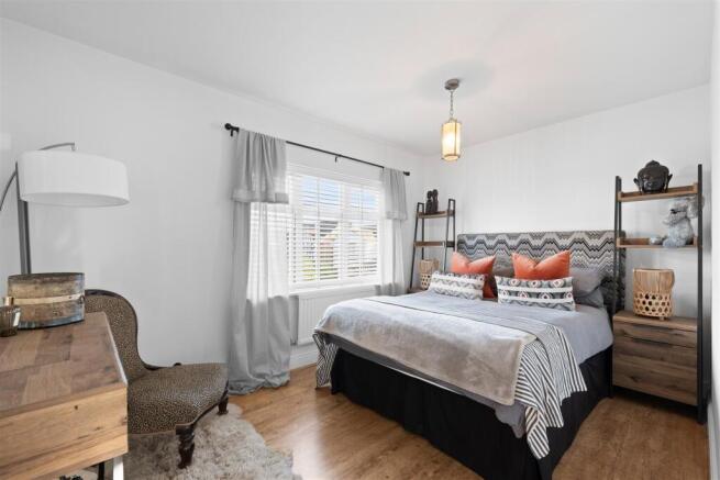BEDROOM 4