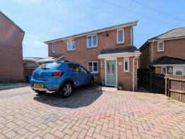2a, Hyde Road, Shanklin PO37 7JZ
