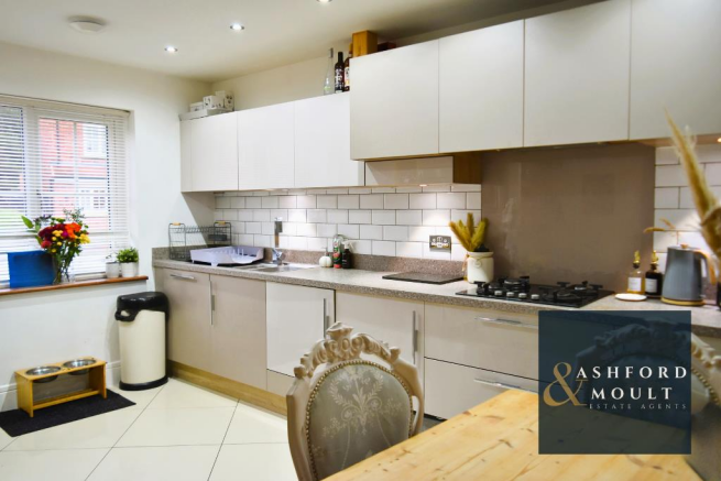 Photo Editor for Marketing  (51).png